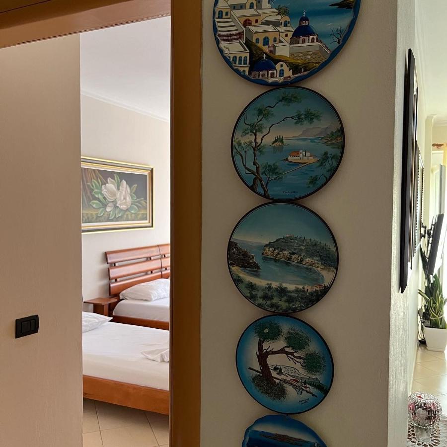 Sea View Apartment Vlore Bagian luar foto